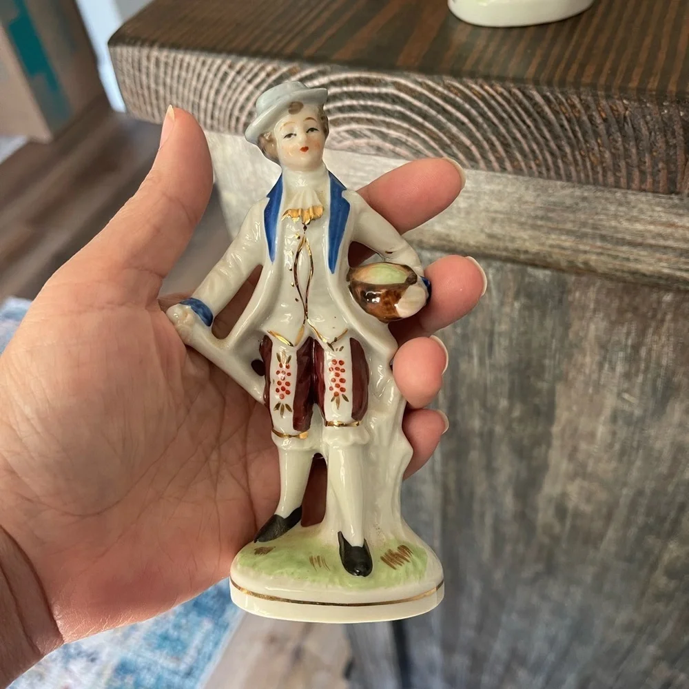 Vintage Porcelain Figurines Pair – Colonial Boys/ Men – Hand Painted – 5” Tall